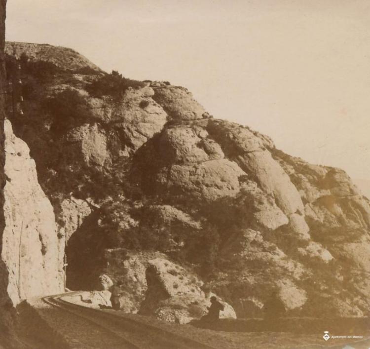 Muntanya de Montserrat i vies del funicular