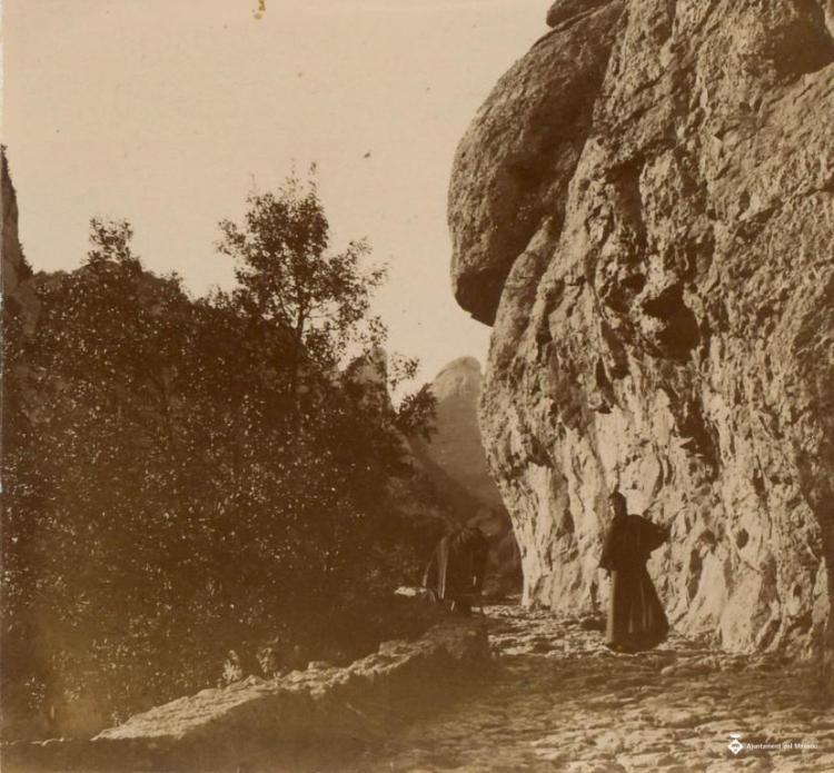 Camí a la muntanya de Montserrat