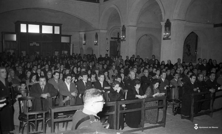 Celebració franquista dia de l'Alliberament a l'església