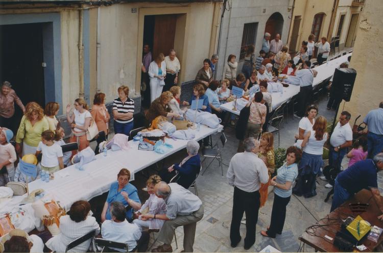 Setena trobada de puntaires durant la Festa Major de Sant Isidre