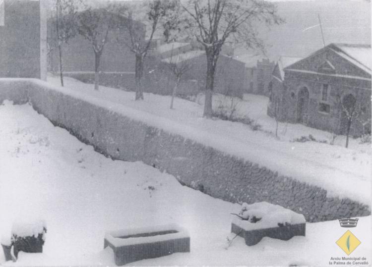 L'Aliança Palmarenca des de la carretera després de la gran nevada de 1962