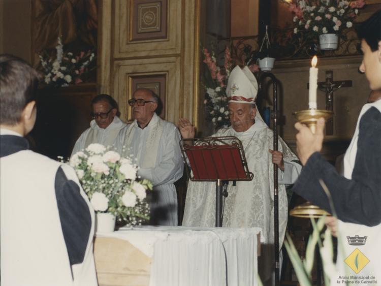 Missa concelebrada a l'església de Santa Maria
