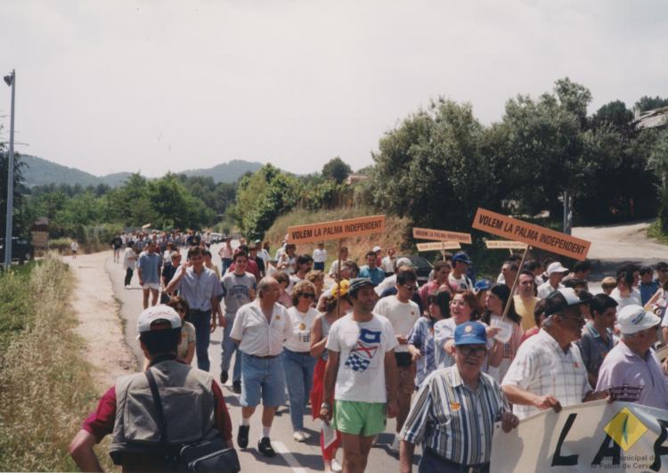 Manifestació a favor de la segregació de la Palma del municipi de Cervelló