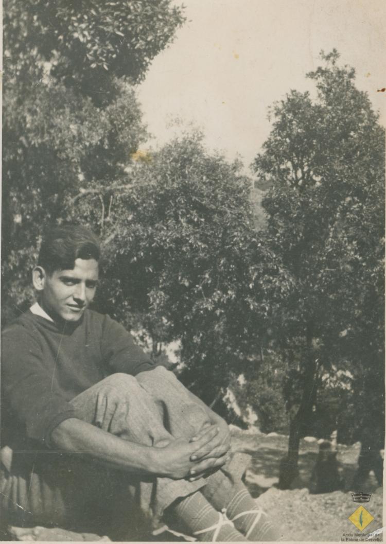 Lluís Pascual amb espardenyes al camp