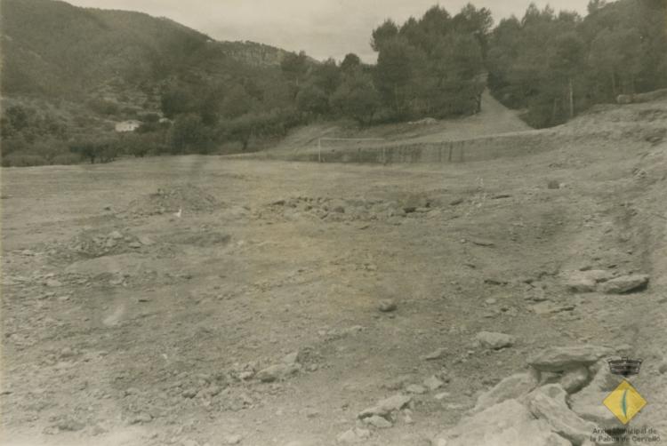 Obres de construcció del nou camp de futbol de la Palma de Cervelló