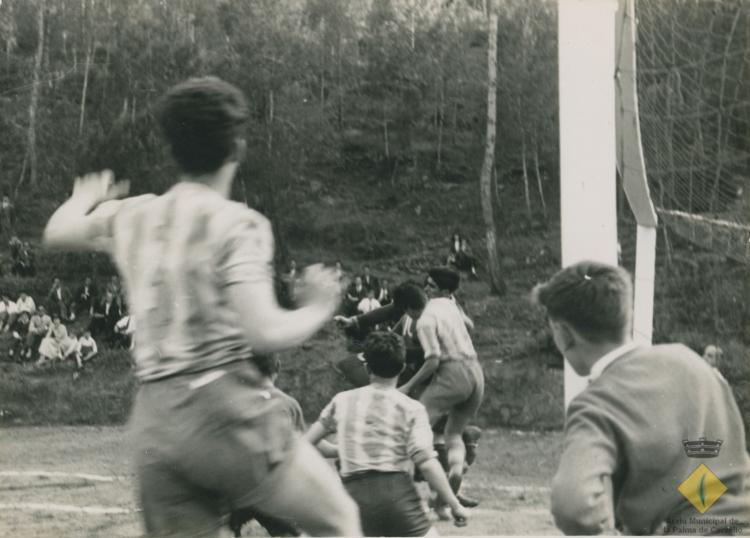 Partit al camp de futbol vell de la Palma de Cervelló