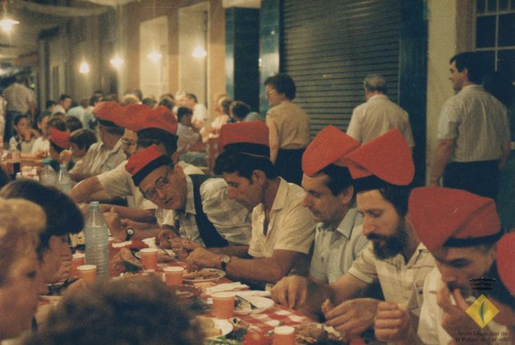 Sopar de Festa Major al carrer Santa Maria