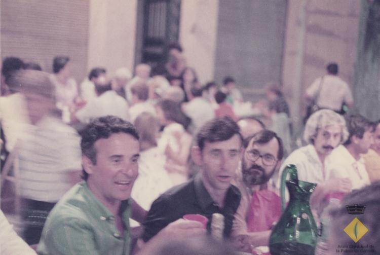 Sopar de Festa Major al carrer Santa Maria