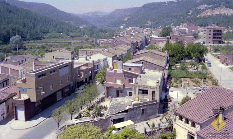 Vista de l'avinguda Catalunya des del campanar de l'església