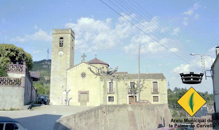 Façana principal de l'església parroquial de la Palma de Cervelló