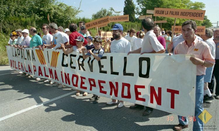 Manifestació a favor de la segregació de la Palma de Cervelló