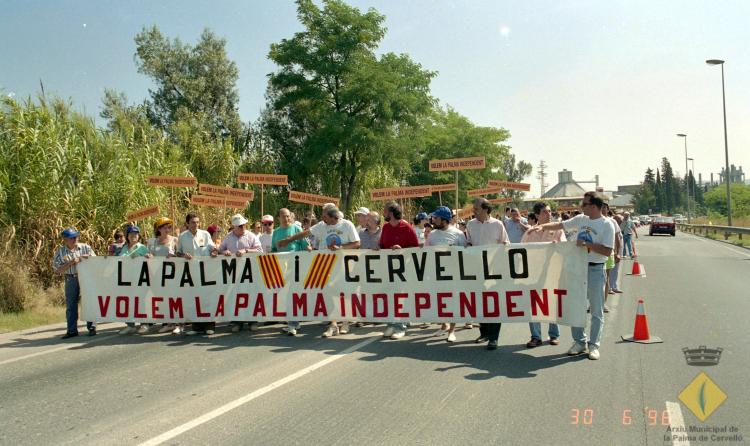 Manifestació a favor de la segregació de la Palma de Cervelló