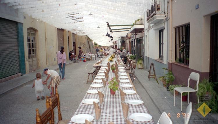 Sopar de Festa Major al carrer Santa Maria