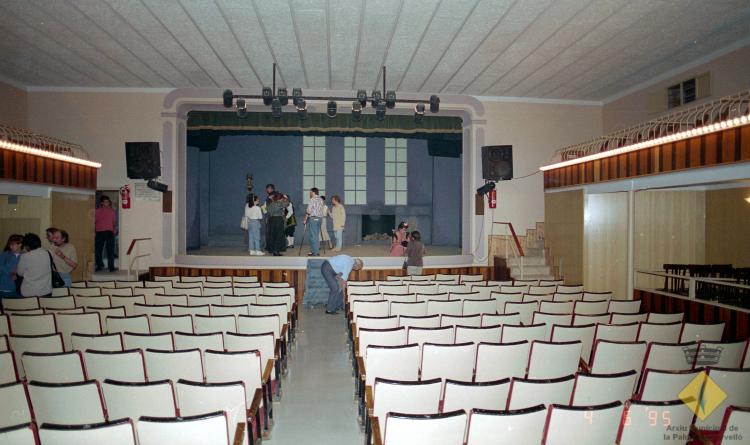 Assaig de representació teatral a la seu de la Societat Aliança Palmarenca