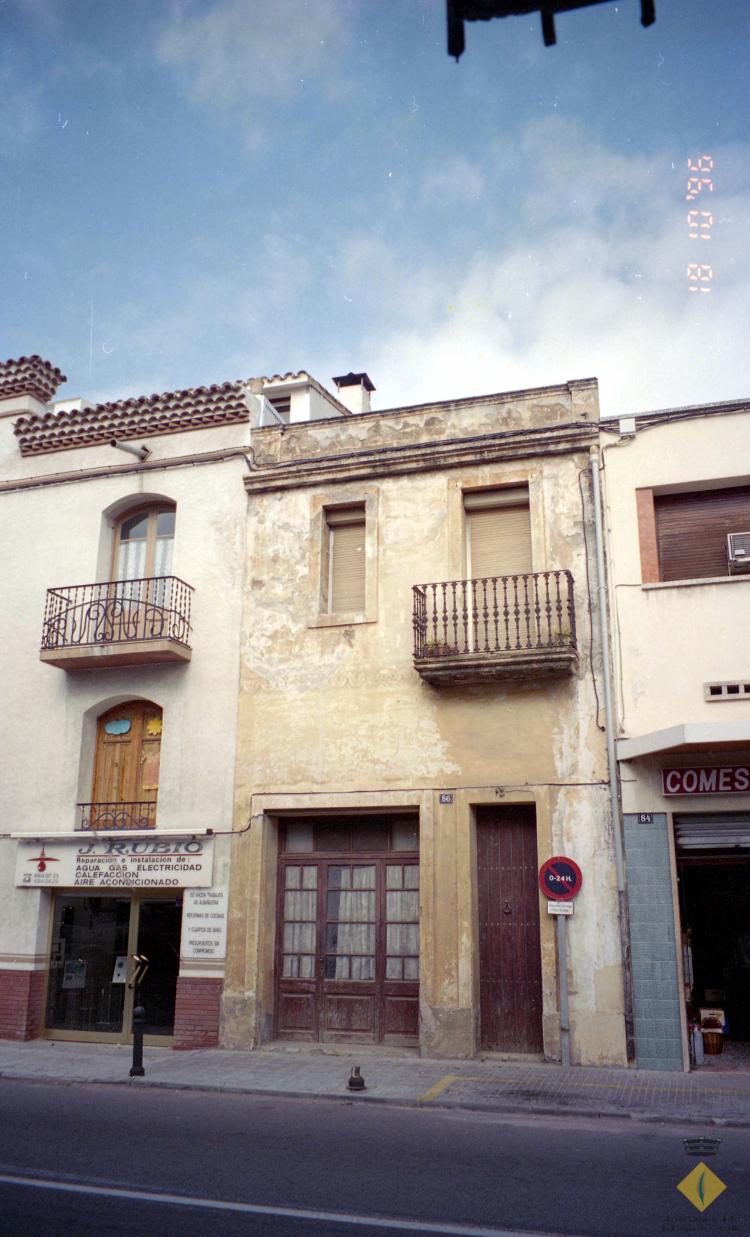 Façana de casa a l'avinguda Catalunya número 86