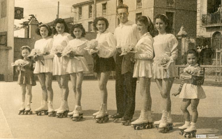 Hoquei i patinatge artístic a la Piscina Vella