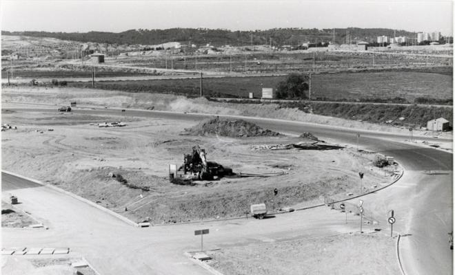 Obres construcció de la rotonda de Can Feu. Sabadell