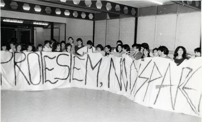 Manifestació d'estudiants d'ensenyament mitjà. Sabadell