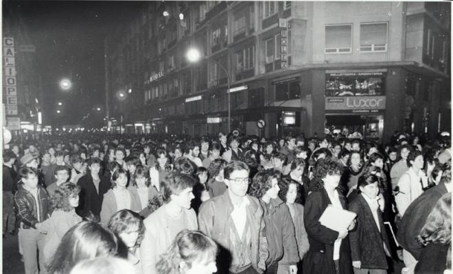 Manifestació d'estudiants d'ensenyament mitjà. Sabadell