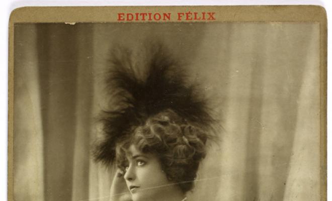 Retrat d'estudi de l'actriu Geneviève Lantelme París.