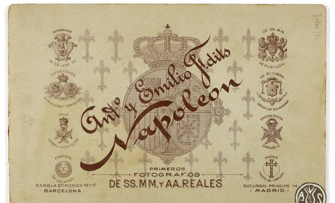 Retrat d'estudi de Pau Maria Turull Fournols. Barcelona.