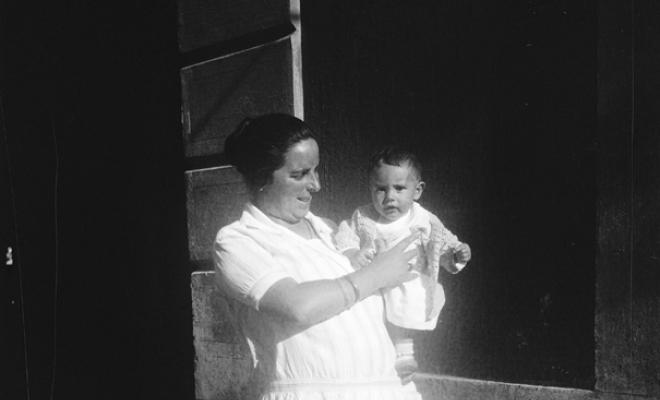 Maria Codina amb el seu fill Domènec