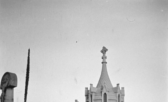 Panteó al cementiri de Sabadell