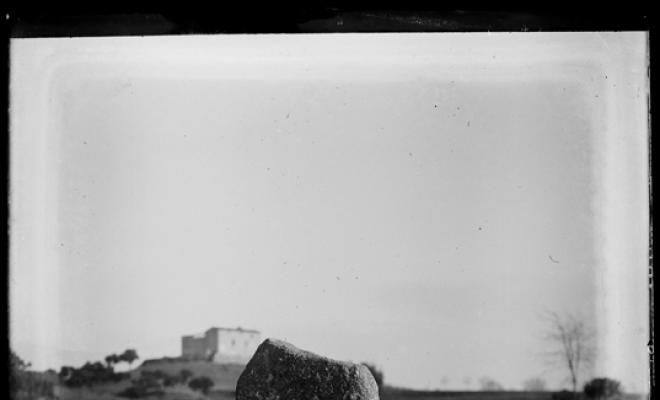 Menhir de Palau-solità i Plegamans