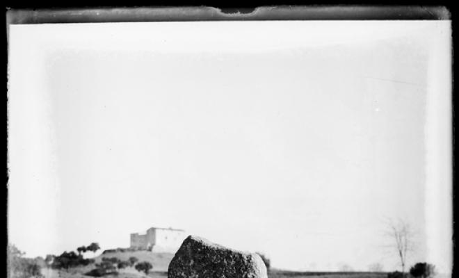 Menhir de Palau-solità i Plegamans