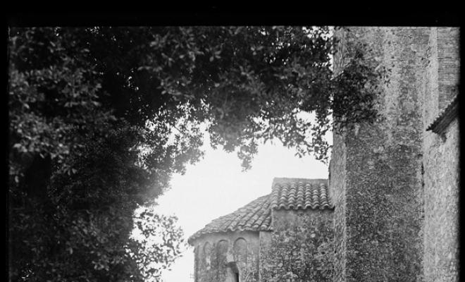 Absis romànic de l'església de Sant Salvador de Polinyà.
