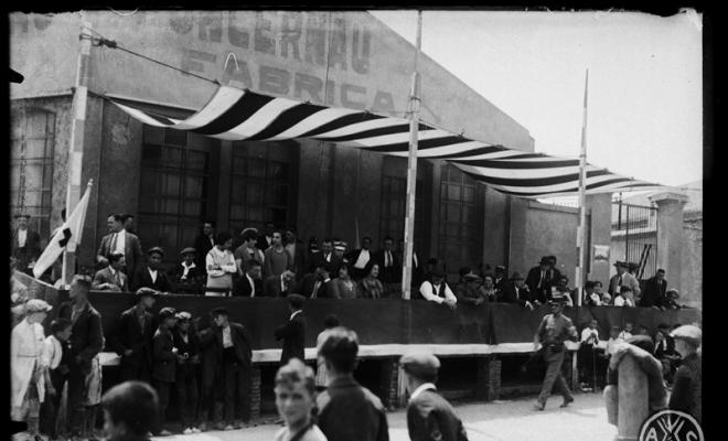 Tribuna per a un jurat d'una cursa. Sabadell
