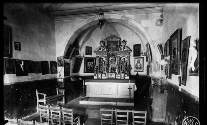 Interior de l'ermita de Togores. Sabadell