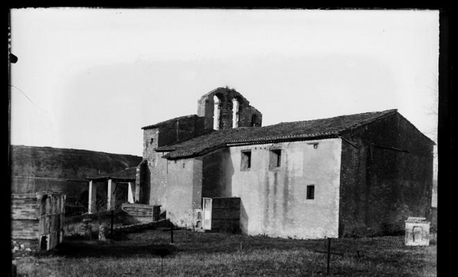 Cementiri de la parròquia de Sant Vicenç de Jonqueres. Sabadell