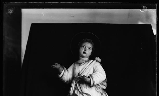 Escultura de l'infant Jesús. Sant Cugat del Vallès