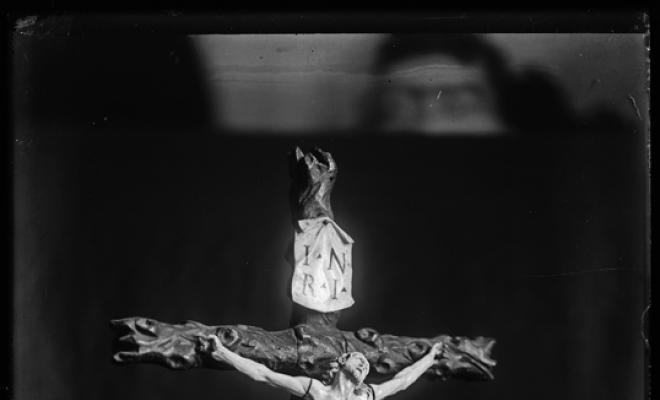 Crist de fusta de tres claus, estil barroc. Monestir de Sant Cugat del Vallès