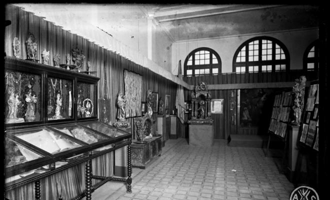 Aspecte sala Acadèmia Catòlica. Exposició Rosariana. Sabadell