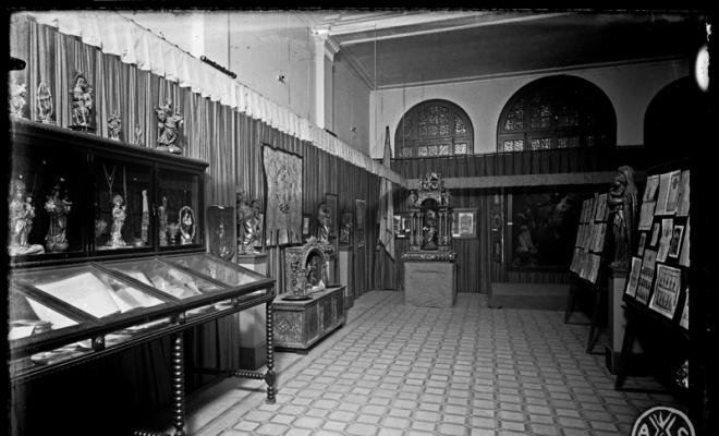 Aspecte sala Acadèmia Catòlica. Exposició Rosariana. Sabadell