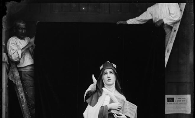 Imatge de Santa Teresa de Jesús, de la confraria dels teresians, a l'església de Sant Feliu. Sabadell