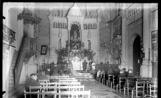 Interior del santuari de la Mare de Déu de la Salut. Sabadell