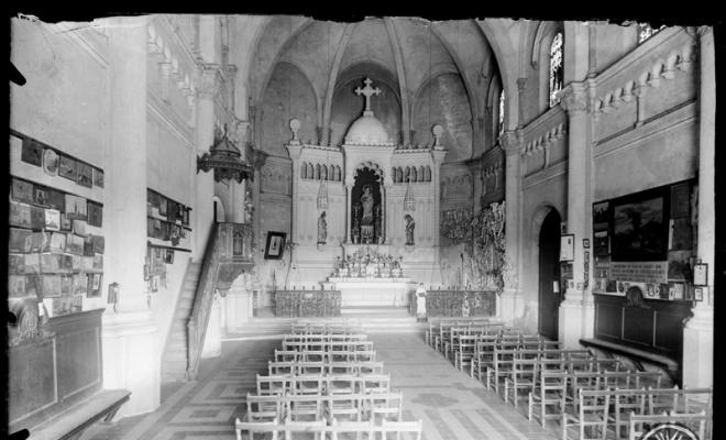 Interior del Santuari de la Mare de Déu de la Salut. Sabadell