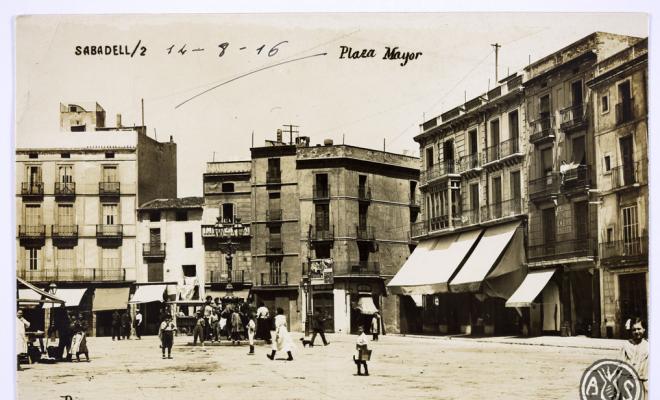 Sabadell/ 2 Plaza Mayor