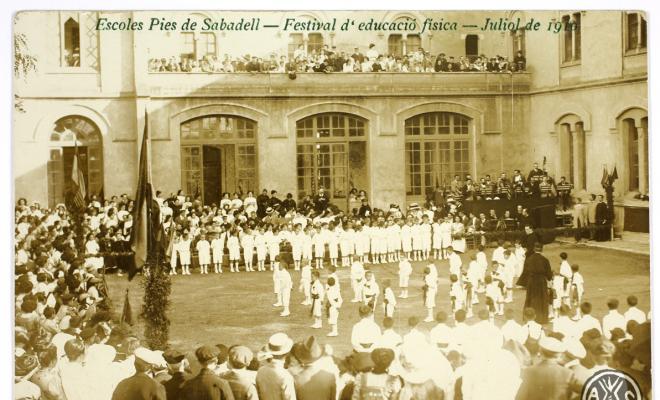 [Escoles Pies de Sabadell. Festival d'educació físcia]