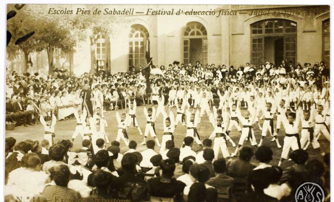 [Escoles Pies de Sabadell. Festival d'educació físcia]