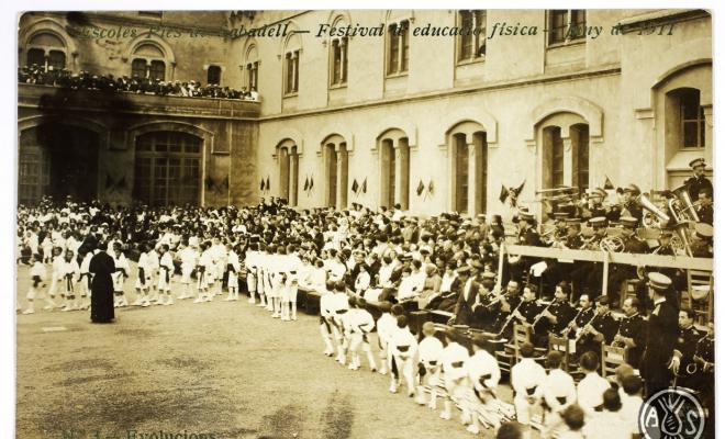 [Escoles Pies de Sabadell. Festival d'educació físcia]