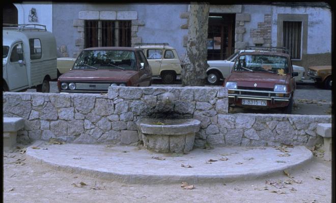 Font de  la plaça de Barcelona. 