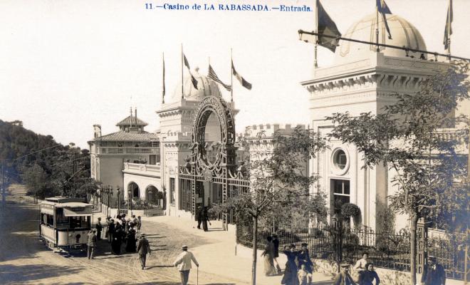 11 - Casino de la Rabassada. Entrada. 