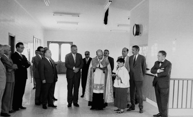 Visita institucional i benedicció de l'estació de ferrocarrils de Sant Joan.