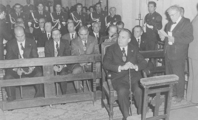 Missa celebrada en honor al dictador Francisco Franco Bahamonde, a l'església de Sant Pere d'Octavià.