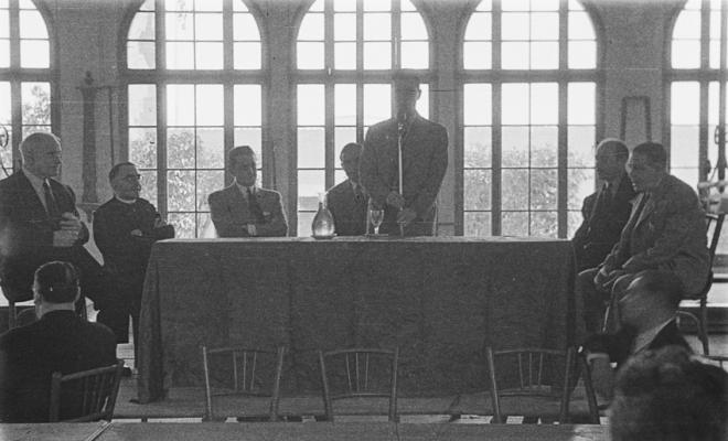 Actes de la festa inaugural de la restaurada Societat Coral La Unió Santcugatenca. Parlaments.