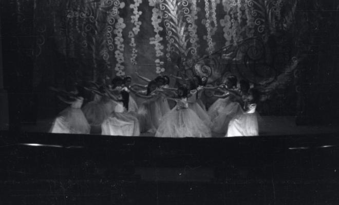 Representació infantil al Teatre de la Unió [?].